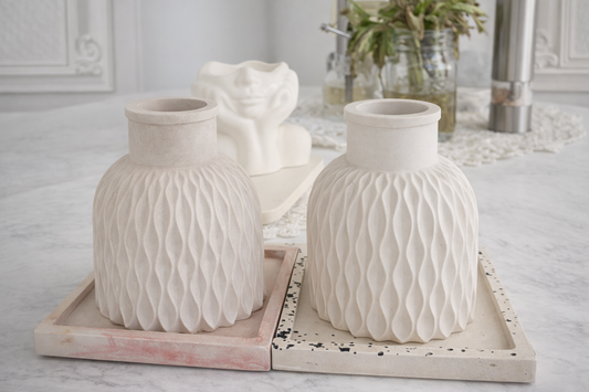 Jarrón Blanco Texturizado Ondulado - Seiton Home